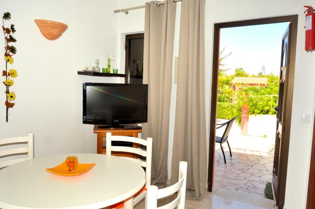 Casa Da Horta, Vale Carro Olhos De Agua Apartment Albufeira Ngoại thất bức ảnh